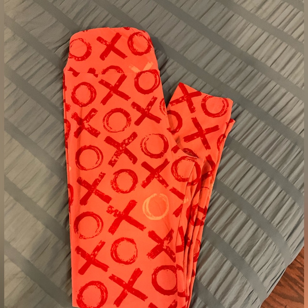 LuLaroe XOXO leggings